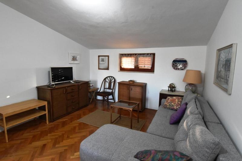 Apartment Dado Ровин Екстериор снимка